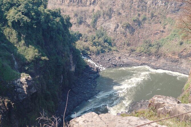 Guided Tour of the Falls - Your guide makes the difference (Trevor, Wayne, Bonani, Brian/Bryan)