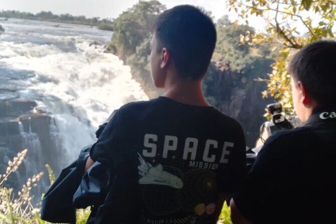 Guided Tour of the Falls - Hotel pickup and small-group flow from Prinlin Safari Travels