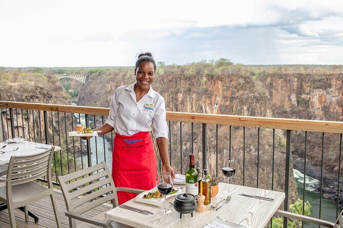 Lookout Cafe Lunch In Victoria Falls - The 2-course lunch timing: what that ~2 hours really means