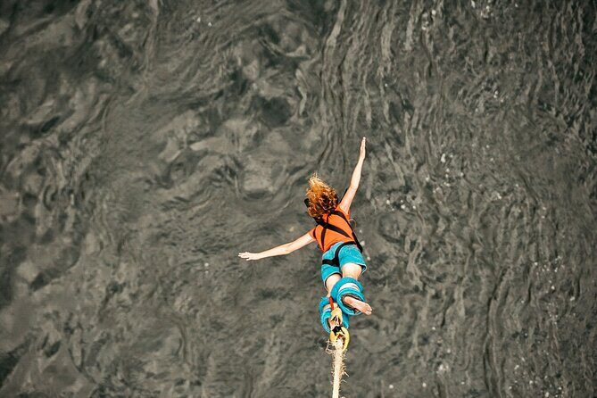 Shearwater Bungee Jump Victoria Falls Bridge - Who should do this jump, and who should skip it