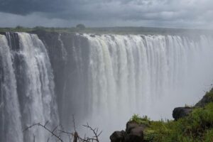 Victoria Falls And Chobe - Day 1 on the Zambezi: Boat Relaxation with Snacks