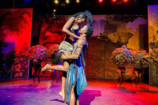 Victoria Falls Theatre Featuring Simunye: The Spirit of Africa - What you will actually see: puppets, costumes, and the performance energy