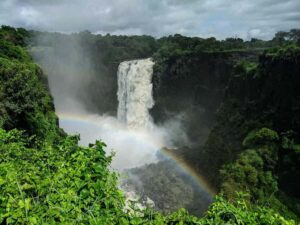 Victoria Falls Town: Victoria Falls Guided Sunrise Tour - Sunrise Across Victoria Falls: Why the Morning Light Hits Different